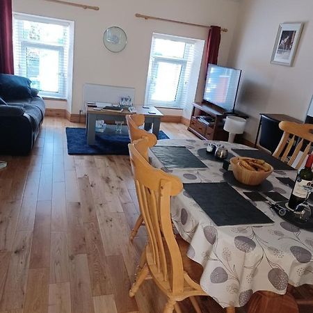 Kents Guesthouse Accommodation Kilmacthomas Dış mekan fotoğraf