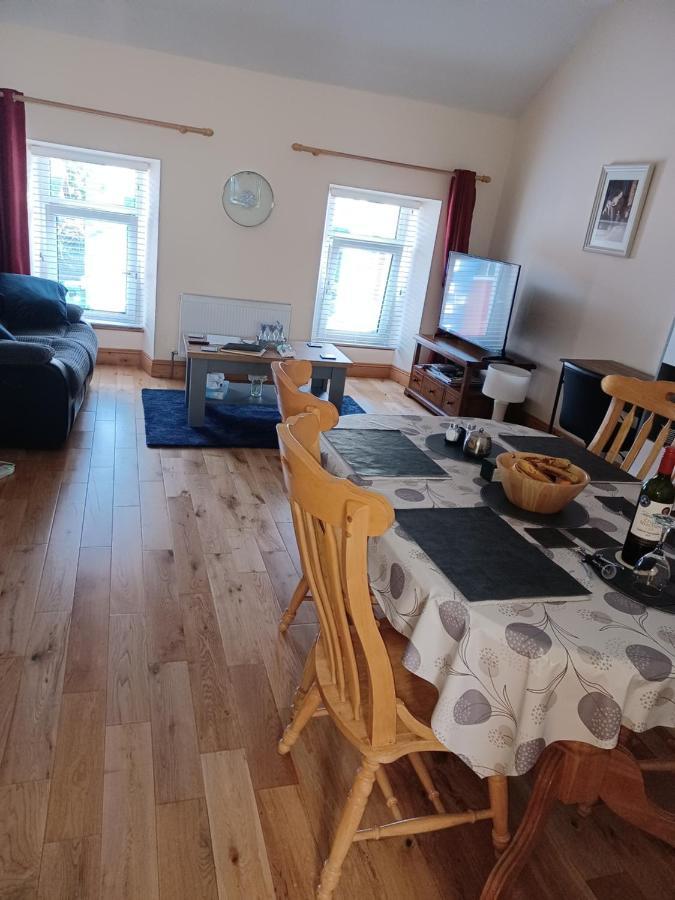 Kents Guesthouse Accommodation Kilmacthomas Dış mekan fotoğraf